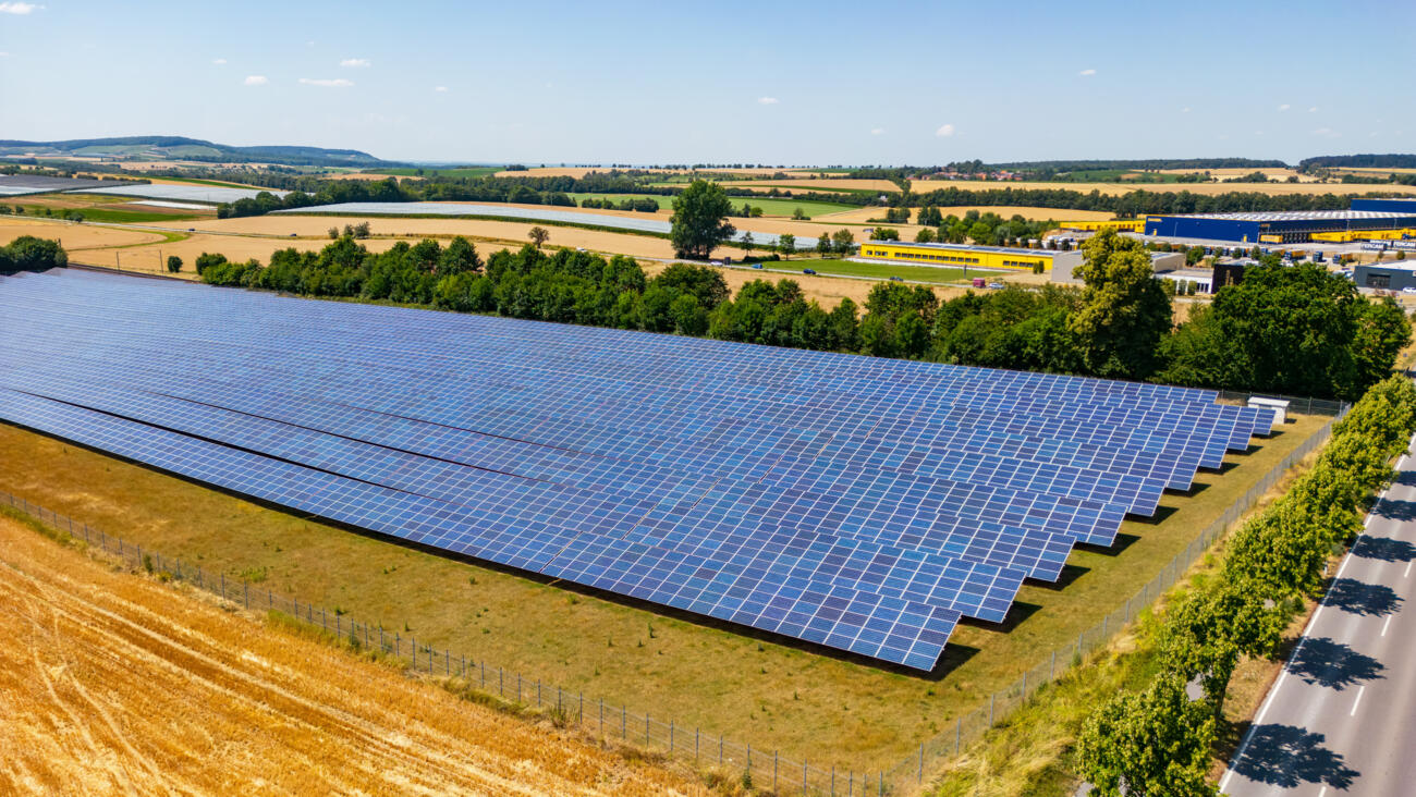 Großbatteriespeicher für industrielle Megawatt-Projekte | ION Energy GmbH